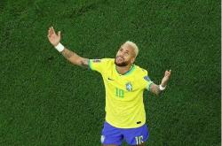 开云体育APP下载-巴西鏖战英格兰，内马尔点燃赛场的简单介绍