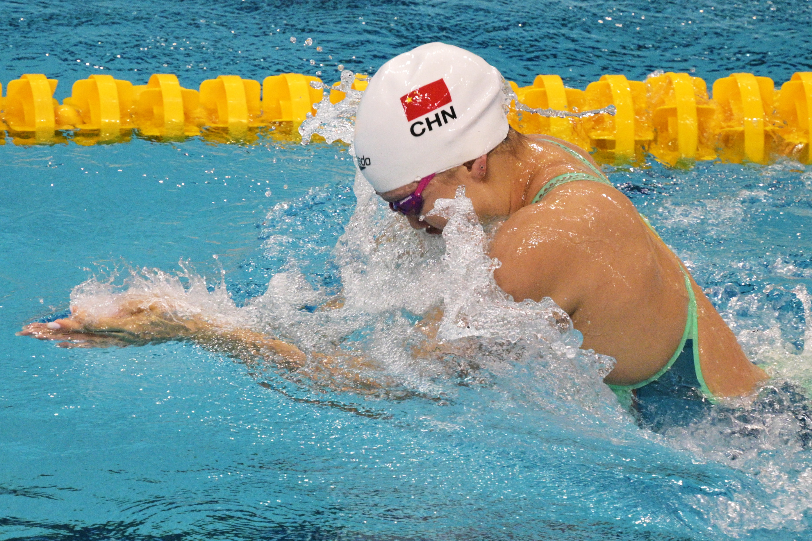 意大利游泳选手水性十足，实力获得比赛胜利