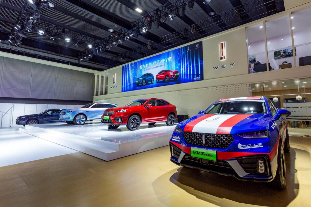 小牛新秀爆发，突破职业生涯记录，崭露锋芒的简单介绍